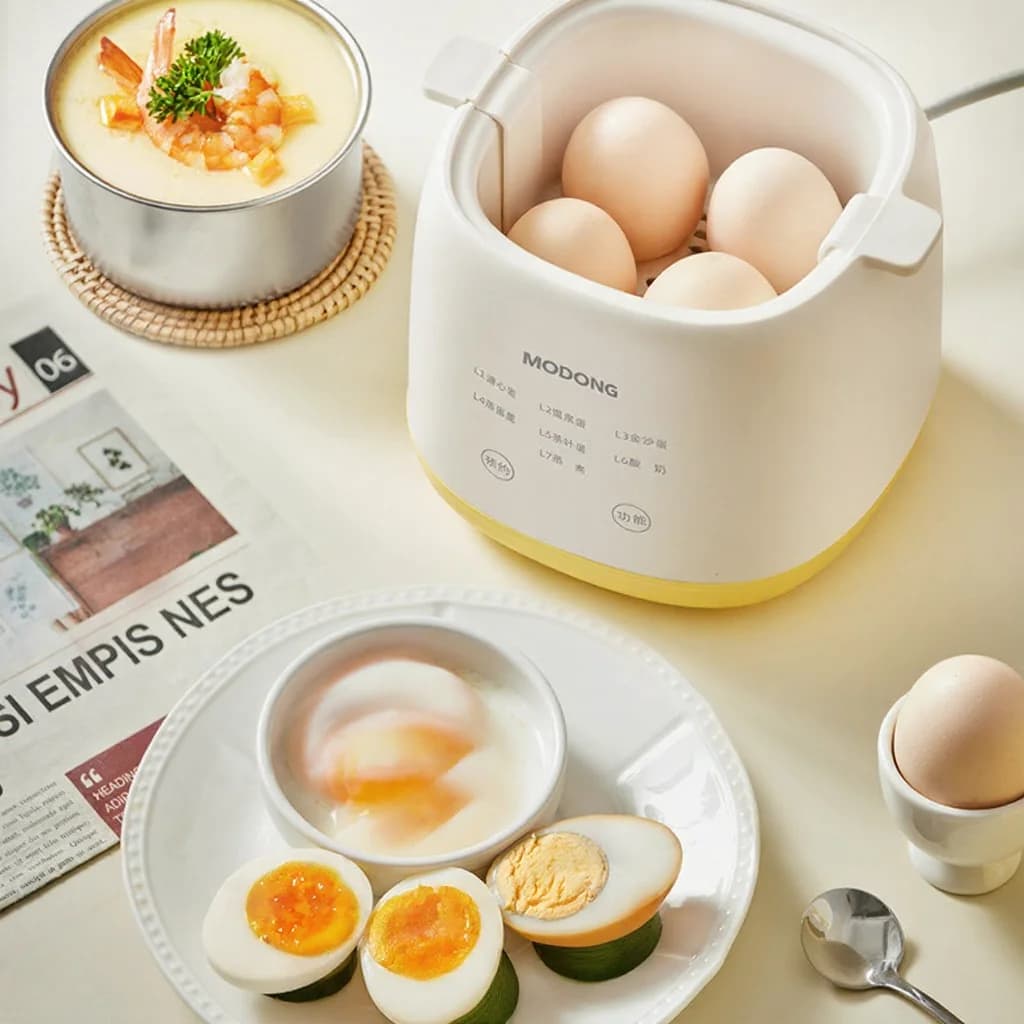 Elektrisk äggkokare 4-6 ägg med skål för äggkräm