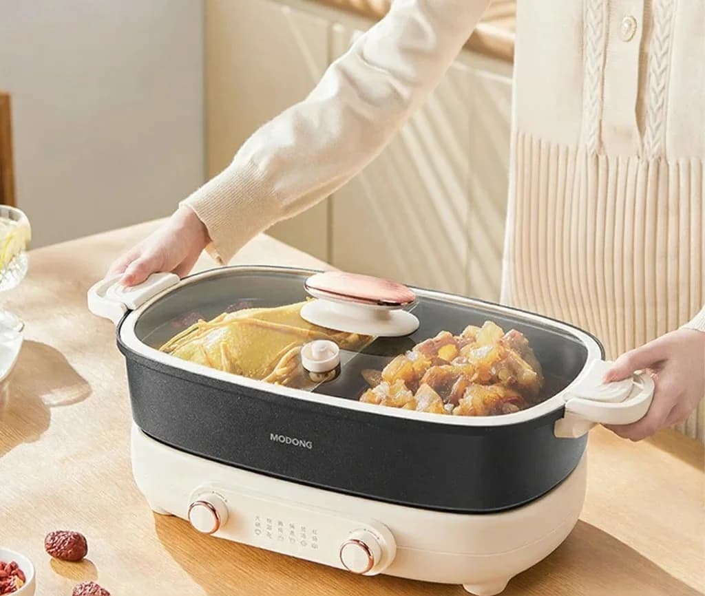 Delad elektrisk hot pot 7L med oberoende temperaturkontroll i två zoner