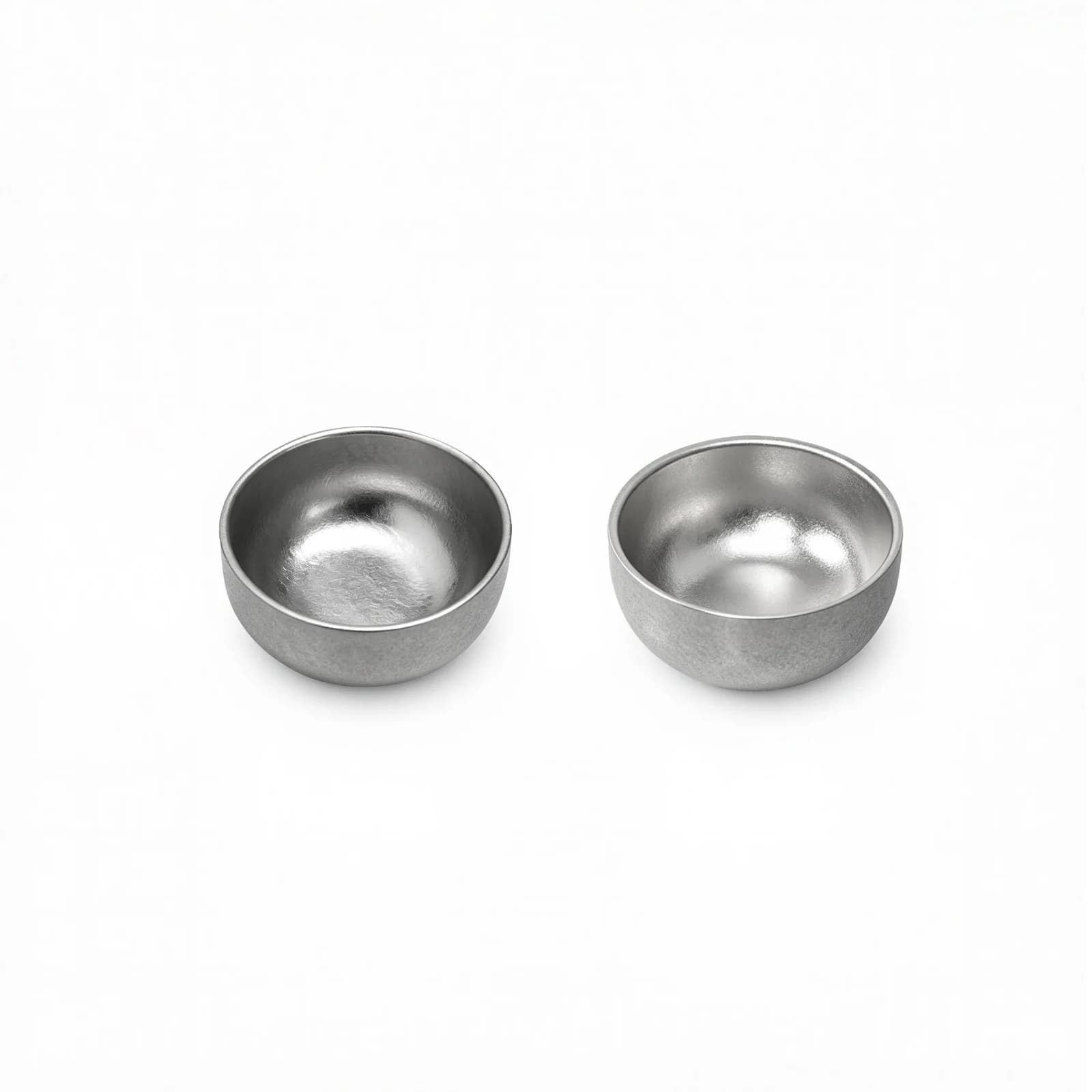 Set med dubbla koppar av ren titan för kung fu-te 55ml